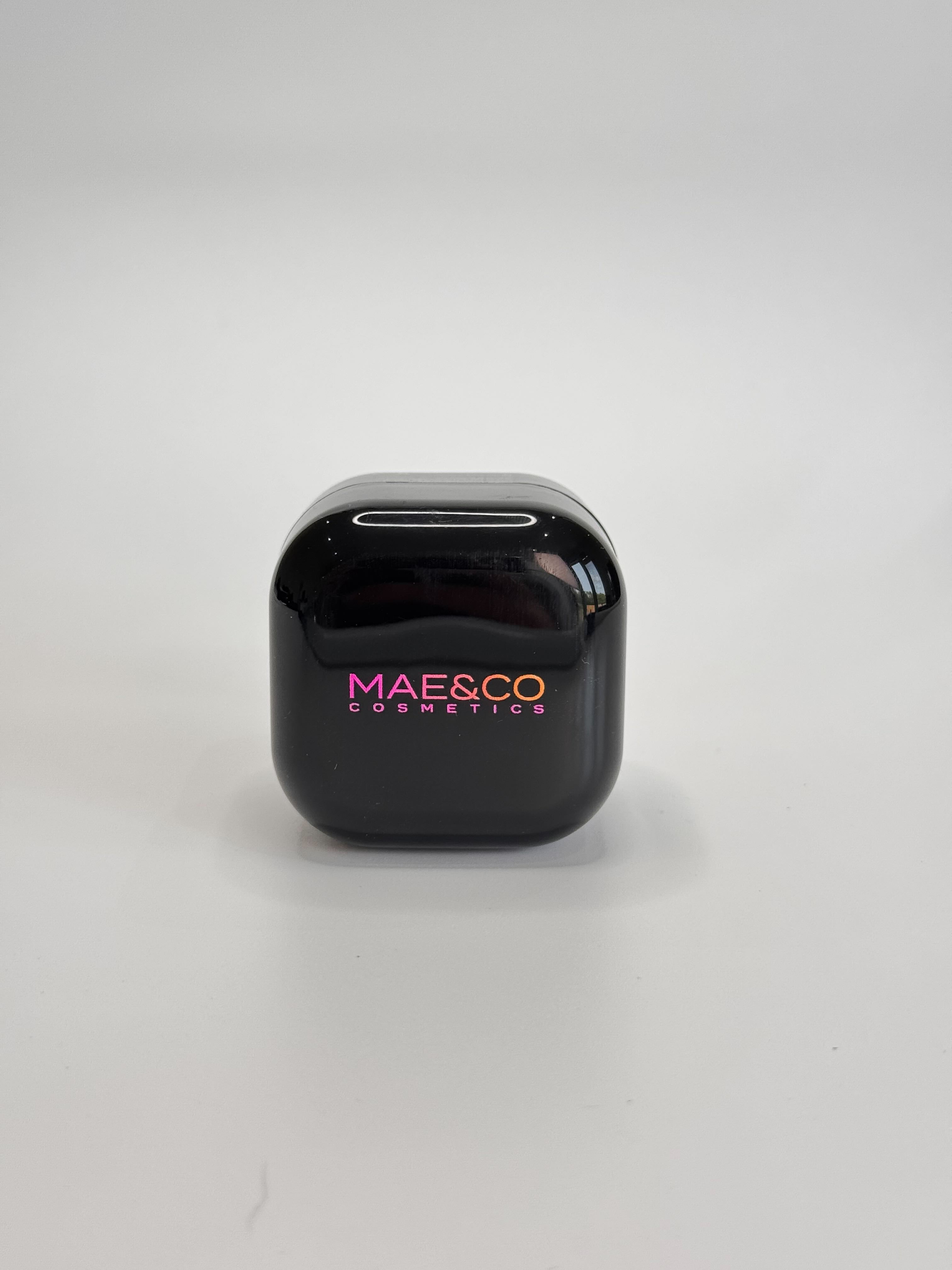 Natural  Brow Gel for a Laminated Look